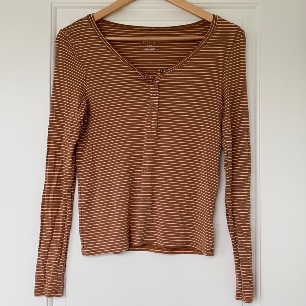 AE - Soft & SEXY long sleeve striped Henley